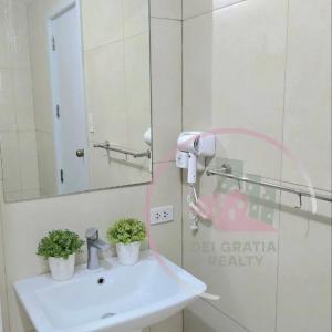 Cedar Peak Baguio Condo Transient by Dei Gratia