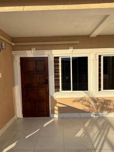 360 Rokview 2BR Second-Floor Suite