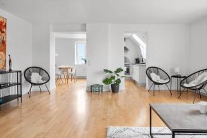 M373-Vaeggerlose-Marielyst-Strandvej-59-D-1-tv