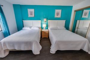 New Oceanfront Indoor Heated Pools, Low Floor,Nice