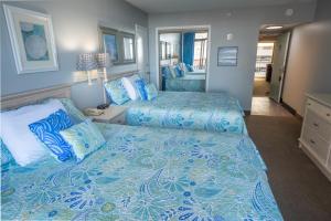 Remodeled Ocean View Studio 5thFloor,Heated Pools!