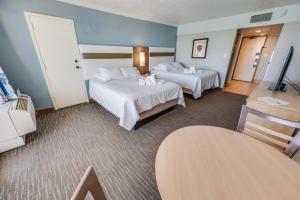 Amazing Views, Coastal Paradise Experience!