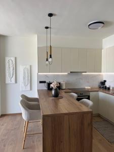 Thetis luxury apartment