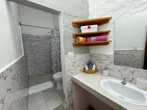 BLACK&WHITE -Dis Dihai-