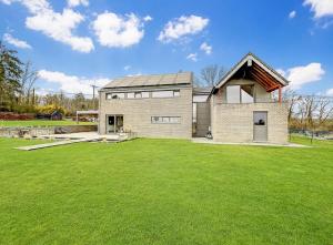 Lescapade de lOurgnette