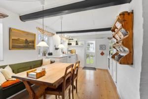 AE293-Aeroskobing-Stokkeby-Hovedgade-19