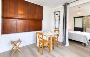 1 Bedroom Nice Home In Saint-Pierre-Doléron