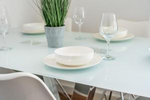 Fabulous Stays Perfect Long in City Centre Stay Smart Tv Each Room FREE WiFi AND Parking