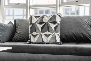 Fabulous Stays Perfect Long in City Centre Stay Smart Tv Each Room FREE WiFi AND Parking