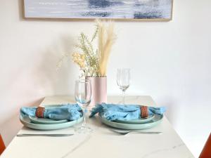 Beryl 1bdr studio in Daisy Hill-minutes to M1 highway