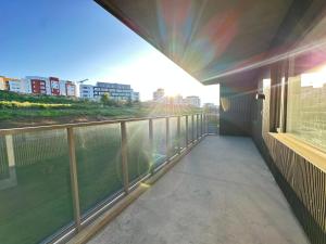 Modern and Cozy apartment in the city next to Heiðmörk, nature reserve - Birta Rentals