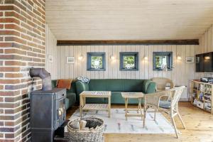 TV1198-Bindslev-Nordlysvej-11