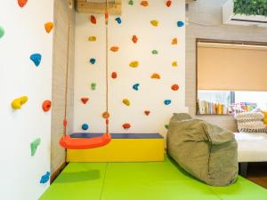 Nasu Adventures Inn お子さま大興奮 吹き抜け全面アスレチックネット屋根付き本格BBQで楽しむ森の中のファンタジーな宿