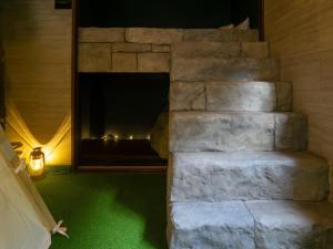 Nasu Adventures Inn お子さま大興奮 吹き抜け全面アスレチックネット屋根付き本格BBQで楽しむ森の中のファンタジーな宿