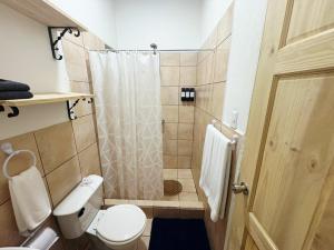 Casa Ylang Ayala, Spacious Palo Seco Pool Home!