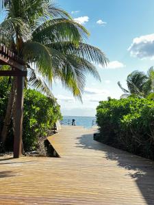 2 bed 2 bath condo, steps from the beach