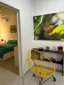 2 bed 2 bath condo, steps from the beach