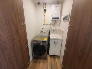 Beautiful apartment near Hospital Español and squares