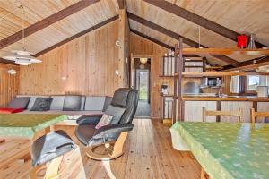 TV1011-Bindslev-Flodbaekvej-12