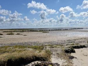 6 person holiday home in Ribe-By Traum