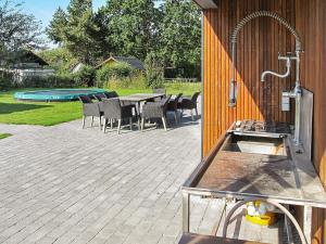 9 person holiday home in Dannemare