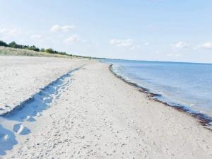 6 person holiday home in Væggerløse
