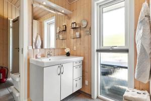 TV1663-Albaek-Solbaervej-7