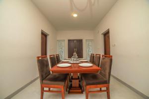 Heavenly Hills 4 BHK Villa - 1 Bedroom