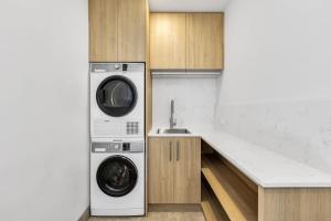 14 Abbott Street - Unit