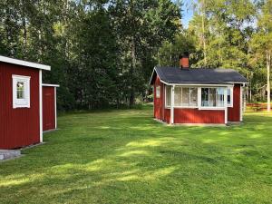 3 person holiday home in GRIMSTORP-By Traum