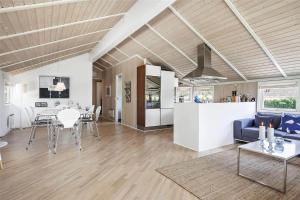 SL256-Skaelskor-Ostre-Strand-115