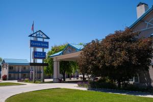Clover Creek Inn