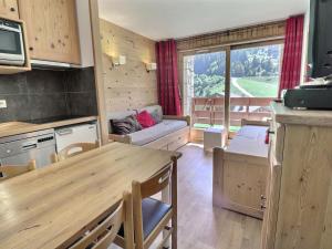 Studio rénové skis aux pieds, 4 pers, Méribel - FR-1-182-270