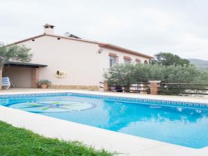 Peaceful Retreat in Alora for Families and Friends