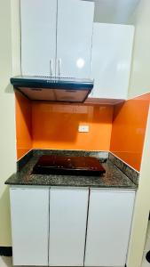 Manhattan Plaza - 1 Executive BR Condo in Araneta