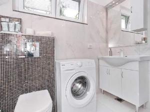 Holiday Home in Zadar with Private Pool