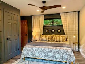 Gwens Cottage at Waters Edge