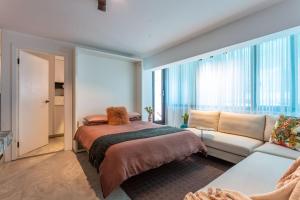 Salt & Stone - The calming sound of waves from your balcony, strolling barefoot across the sand within a minute!