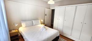 Vibrant location, steps to Enmore Road & King Street