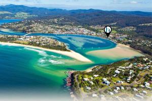 Unit 2 11 Beach Street, Merimbula