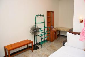 9 Arch view rest inn