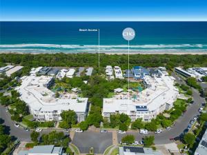 Drift 3 South with Swim-Up Balcony