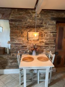 Randells Mill - Adelaide Hills - Romantic Loft Stays