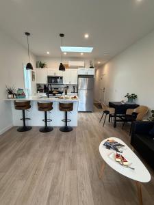 Lake and Vine - Ubytování bez kategorie ve městě Kelowna