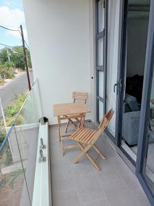 2 bedroom-Pearl Side 101