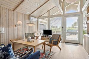 TV1118-Bindslev-Svallerhulvej-18