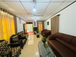 Fish Tail Villa