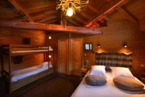Hotels Hotel & Restaurant Les Escondus : photos des chambres