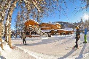 Hotels Hotel & Restaurant Les Escondus : photos des chambres