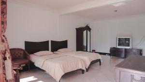 Aries Biru Hotel & Villa